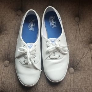 Keds white tennis shoes